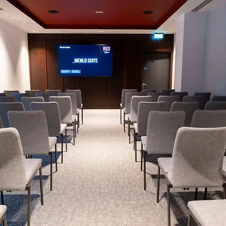 Radisson Red 4* Голуэй