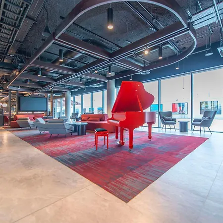 Radisson Red Голуэй