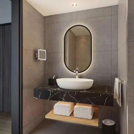 Hotell Radisson Red 4*
