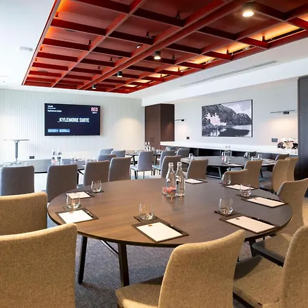 Hotell Radisson Red